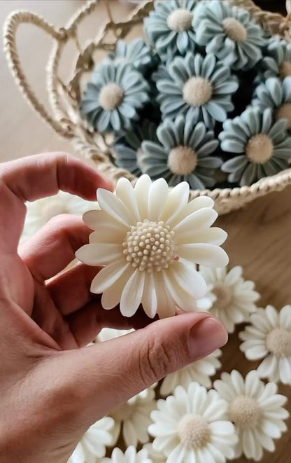 Daisy Flower Candles